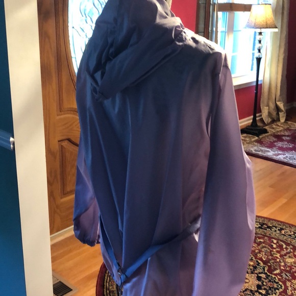 Jacket - Picture 3 of 4